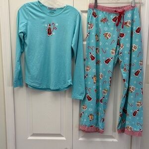 ❤️3 for!❤️ Festive Blue Pajama Set with Holiday Prints